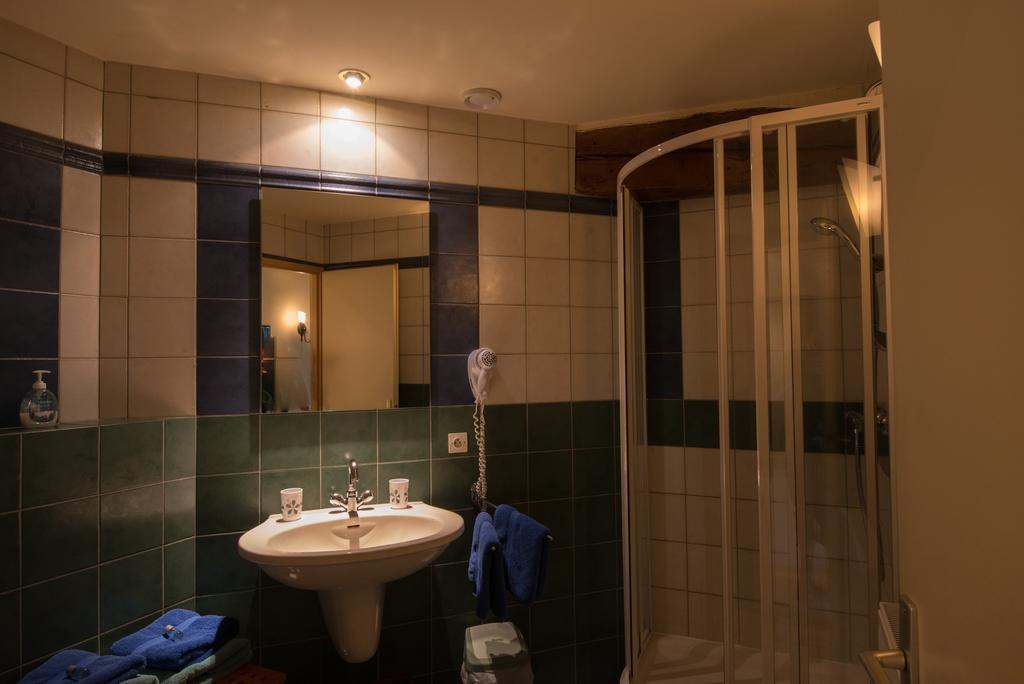 Charme Hotel La Dominotte Demigny Szoba fotó