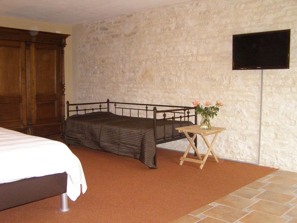 Charme Hotel La Dominotte Demigny Szoba fotó